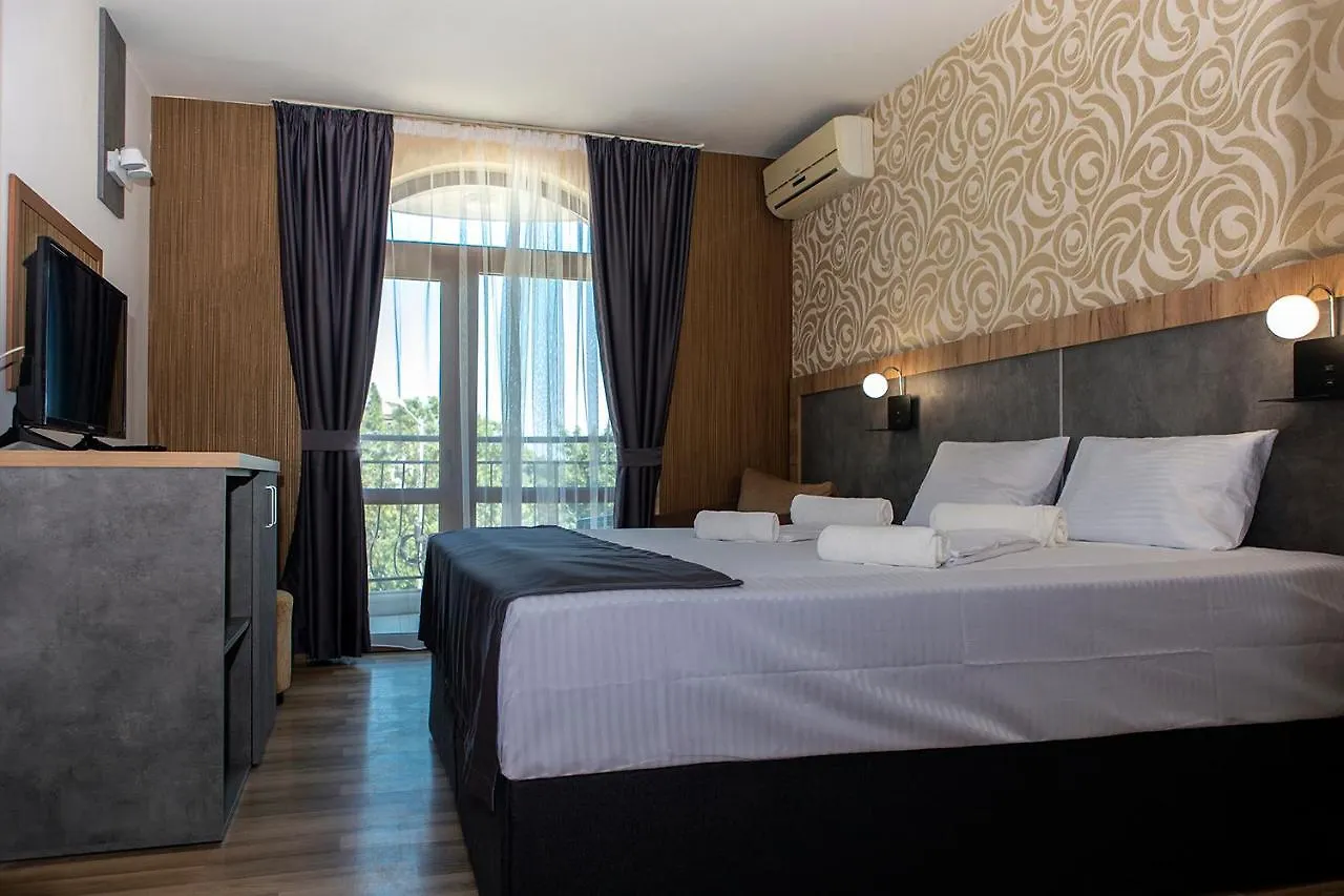 Hotel Toro Negro Золотые Пески