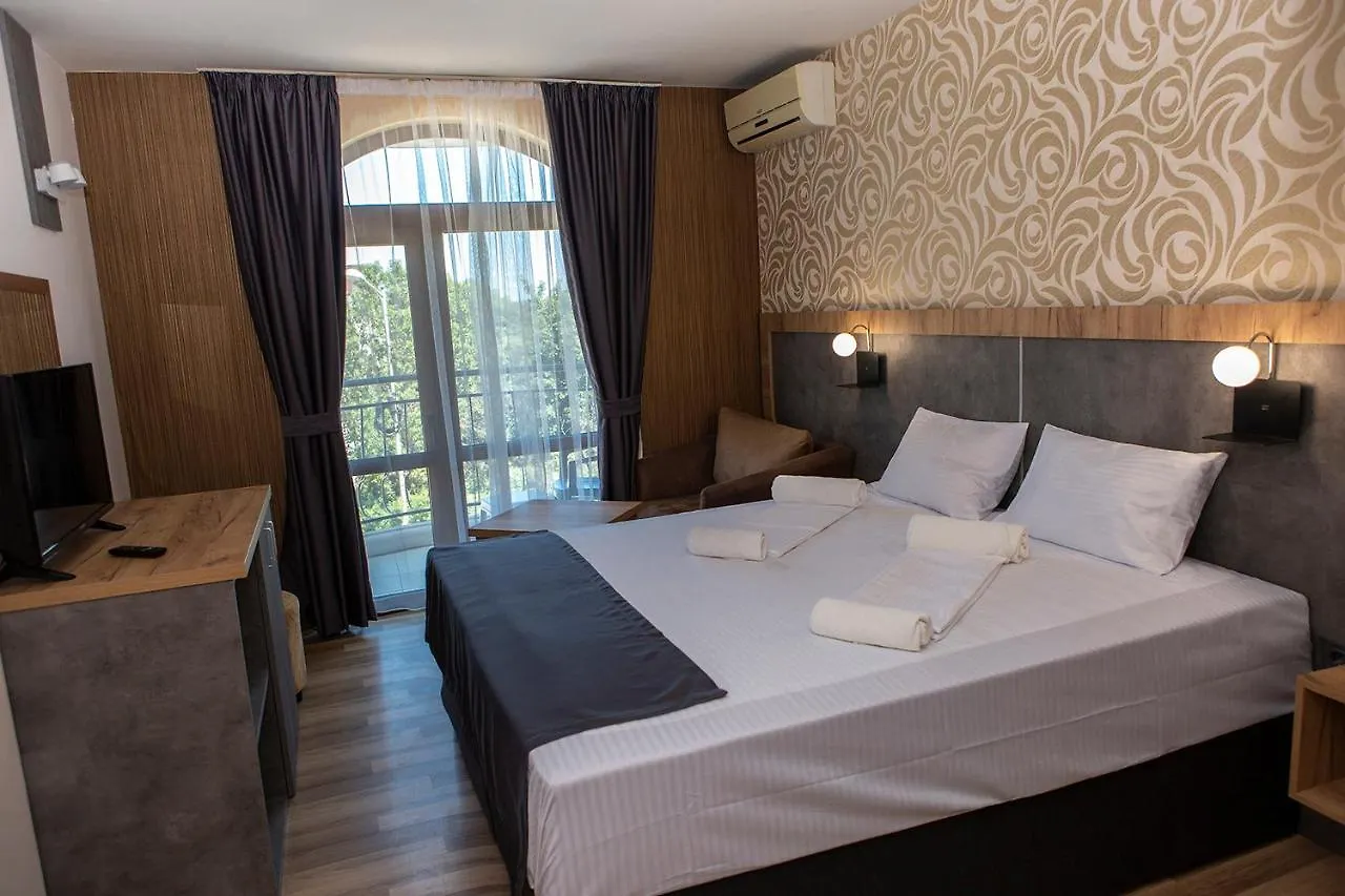 Hotel Toro Negro Золотые Пески