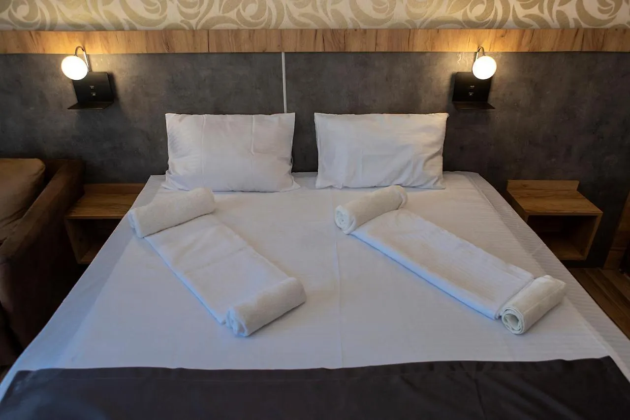 Hotel Toro Negro Золотые Пески