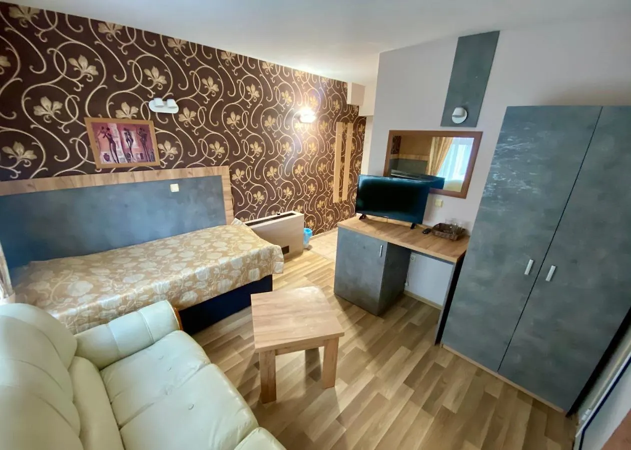 Hotel Toro Negro Золотые Пески
