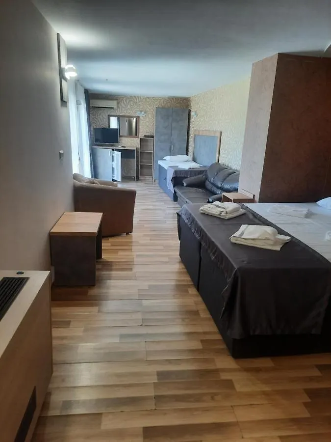 Hotel Toro Negro Золотые Пески
